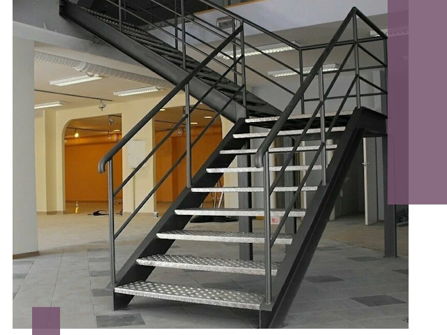 Лестницы для офиса в Ростове: изготовление, монтаж, демонтаж