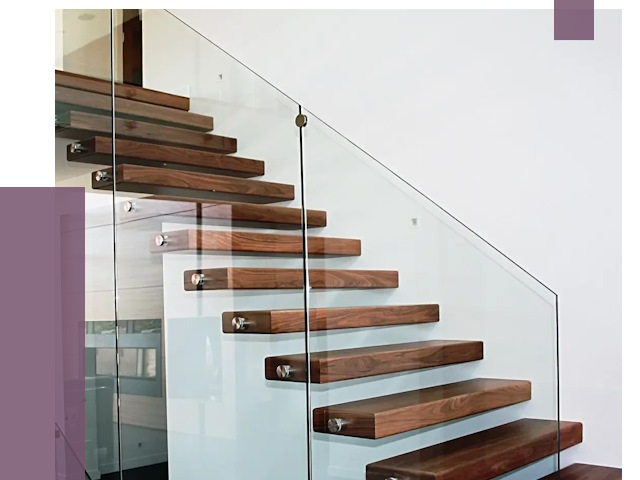 Стеклянные перила для лестницы в Ростове от 14881 руб.