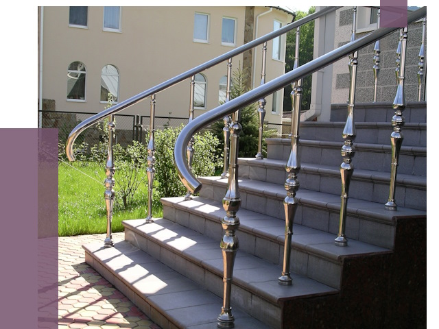 Перила для крыльца в Ростове от 10776 руб. — монтаж ПРОЛЁТ-Рсв