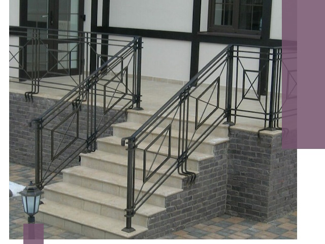 Перила для крыльца в Ростове — монтаж, изготовление и установка