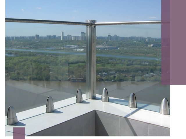 Стеклянные парапеты премиум класса в Ростове для домов и бизнесов