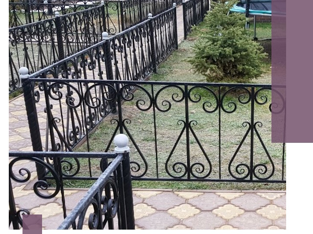 Кованые газонные ограждения под ключ в Ростове